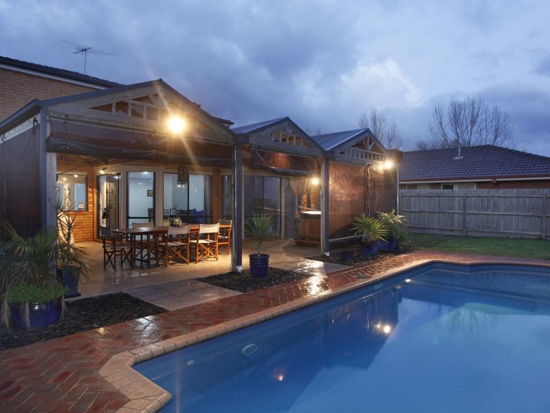 12 Argyle Court, Berwick VIC 3806