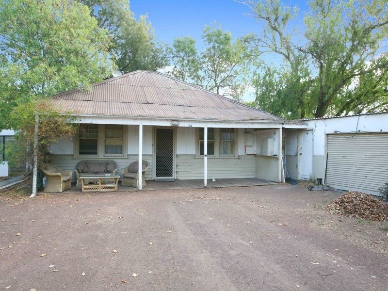 84 Kenilworth Avenue, Beaconsfield VIC 3807