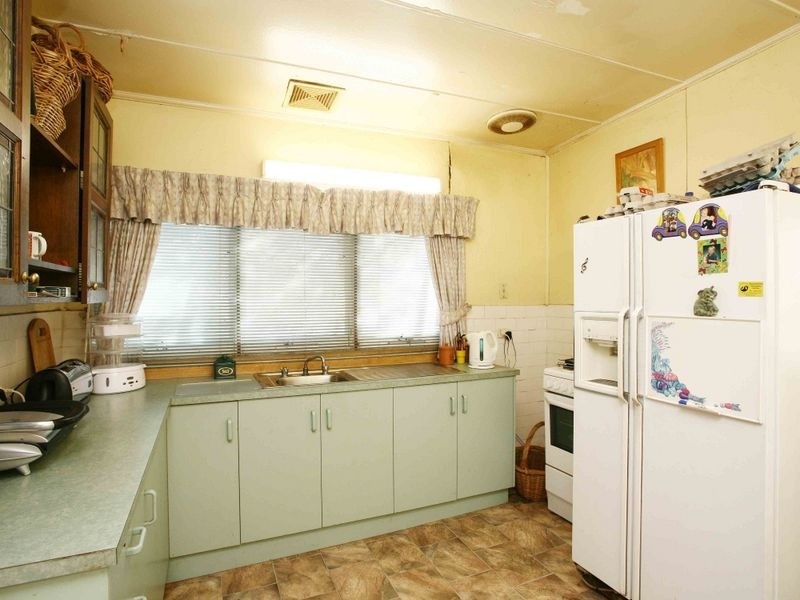 84 Kenilworth Avenue, Beaconsfield VIC 3807