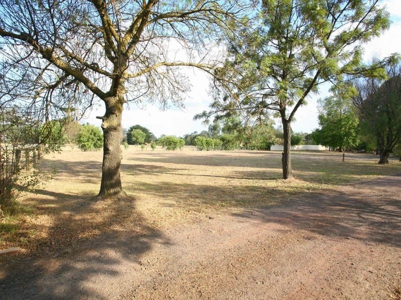 84 Kenilworth Avenue, Beaconsfield VIC 3807