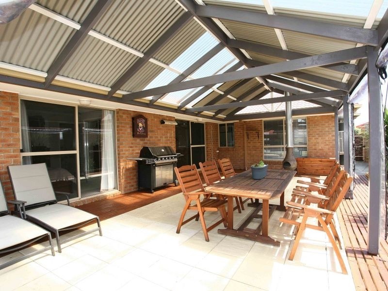 8 Retreat Circuit, Beaconsfield VIC 3807