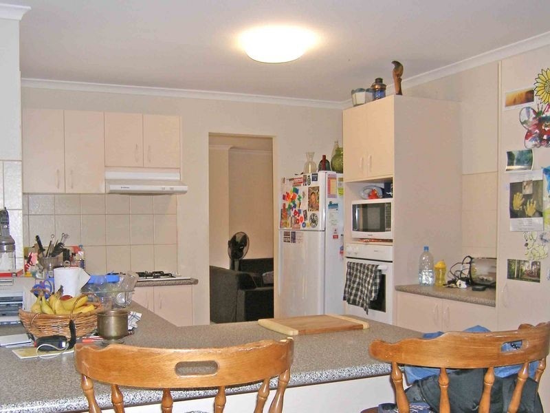 4 Grange Circuit, Beaconsfield VIC 3807