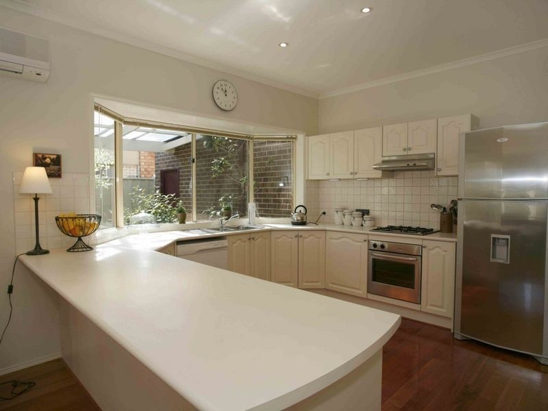 10 Clearwater Drive, Pakenham VIC 3810