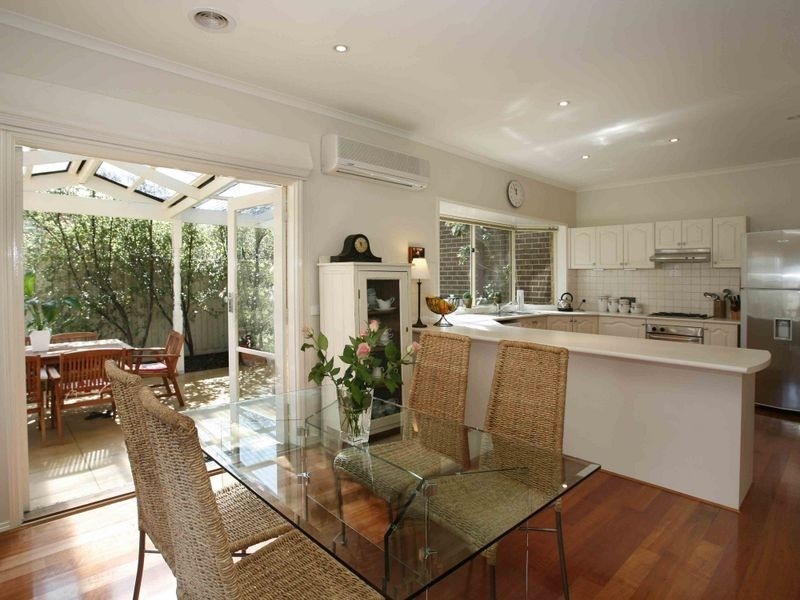 10 Clearwater Drive, Pakenham VIC 3810