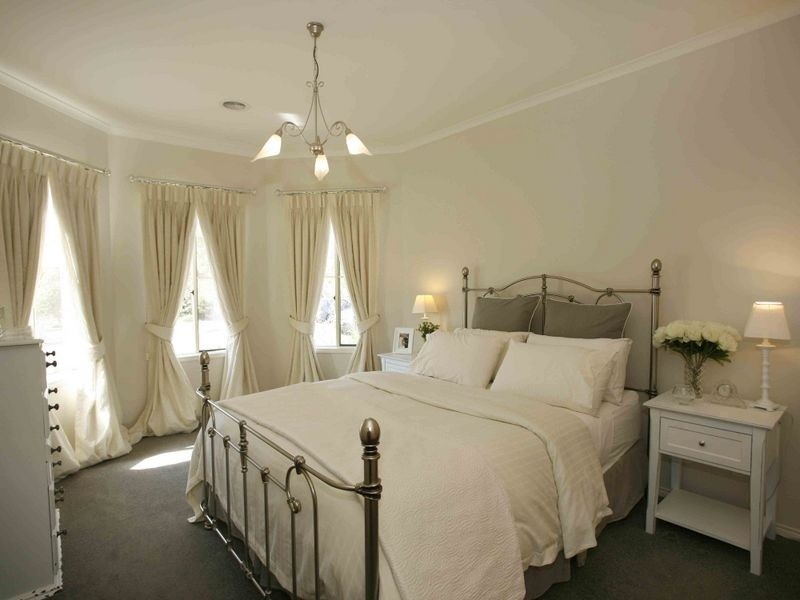 10 Clearwater Drive, Pakenham VIC 3810