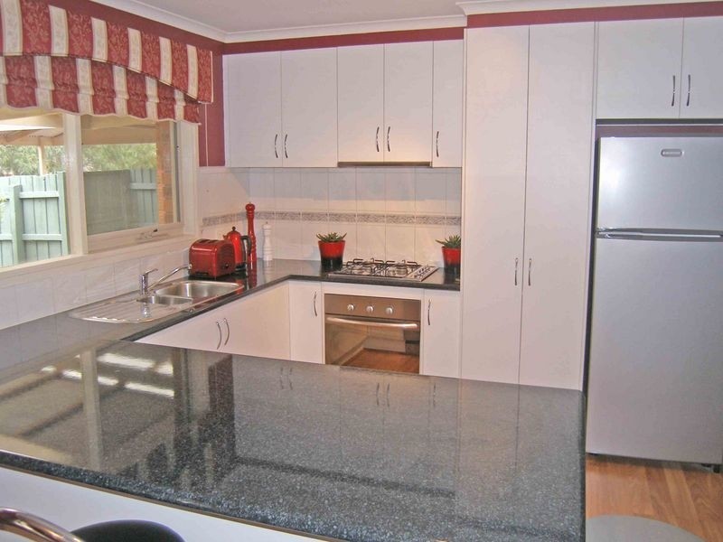 21 Howitt Court, Berwick VIC 3806