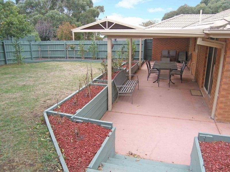 21 Howitt Court, Berwick VIC 3806