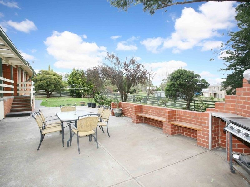 1 Jacques Road, Narre Warren North VIC 3804