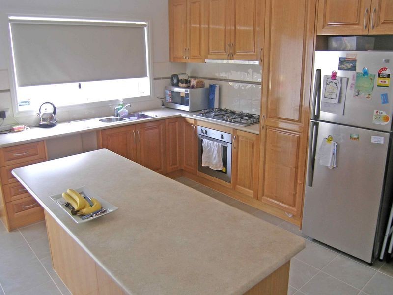 13 Dan Morgan Drive, Clyde VIC 3978