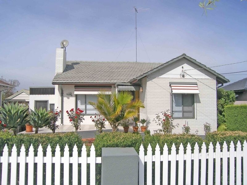 13 Paperbark Street, Doveton VIC 3177