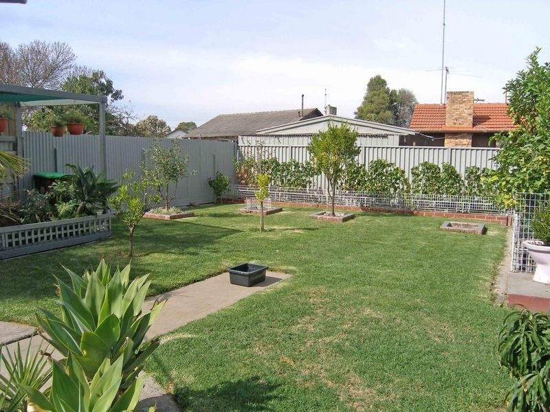 13 Paperbark Street, Doveton VIC 3177