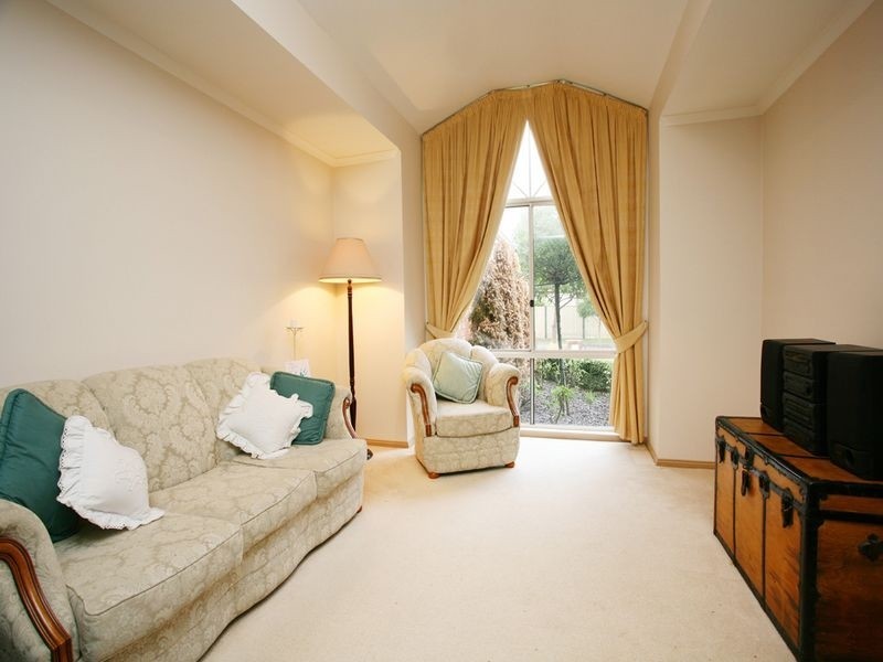 3 Pledger Close, Narre Warren South VIC 3805