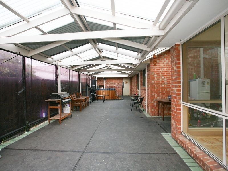 3 Pledger Close, Narre Warren South VIC 3805