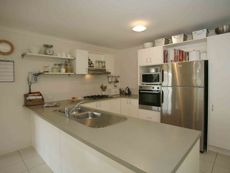 73 Harrington Drive, Narre Warren South VIC 3805