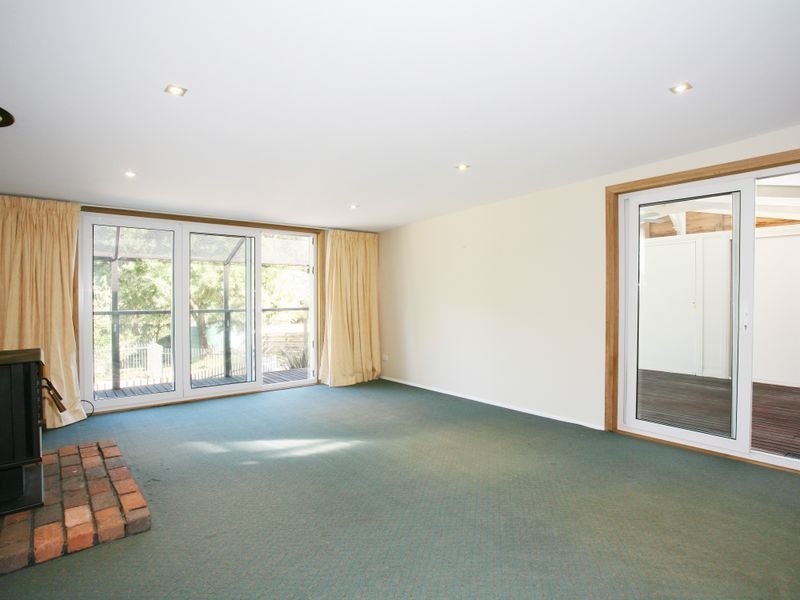 6 Bellbird Avenue, Harkaway VIC 3806