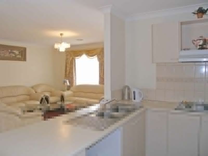 1 Baronet Walk, Narre Warren South VIC 3805