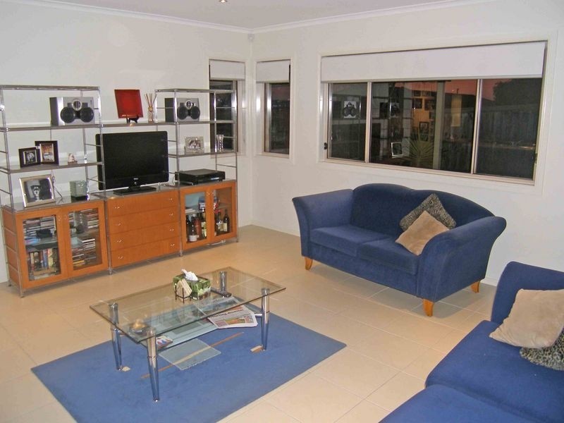 9 St Annes Crescent, Berwick VIC 3806