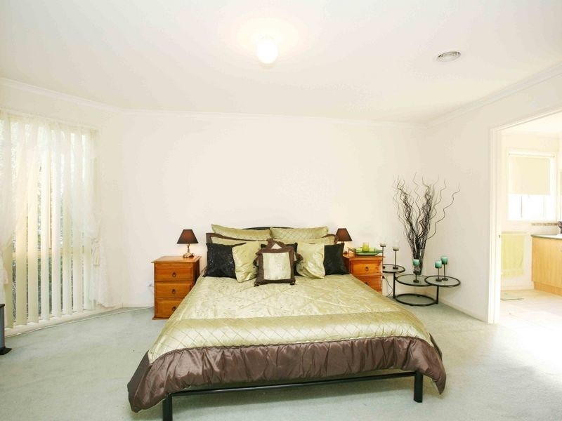 26 Jasa Crescent, Cannons Creek VIC 3977