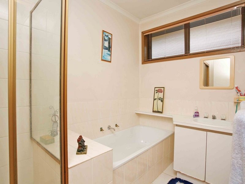 31 Springfield Drive, Narre Warren VIC 3805