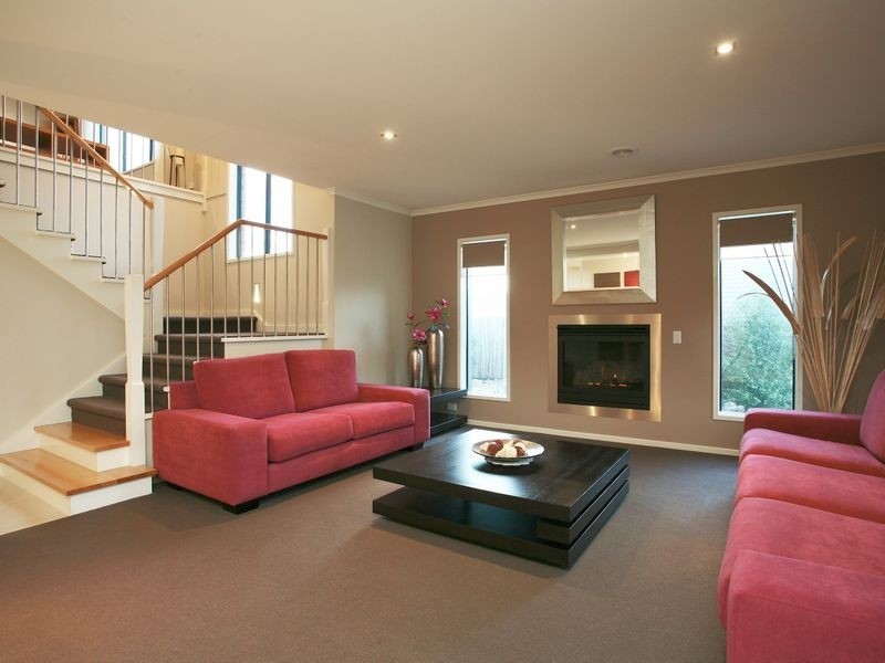39 Lorikeet Drive, Berwick VIC 3806