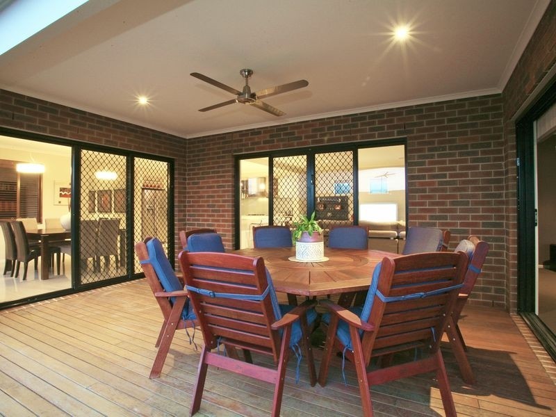 39 Lorikeet Drive, Berwick VIC 3806