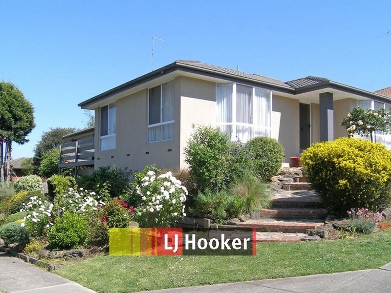 1 Barellan Mews, Berwick VIC 3806