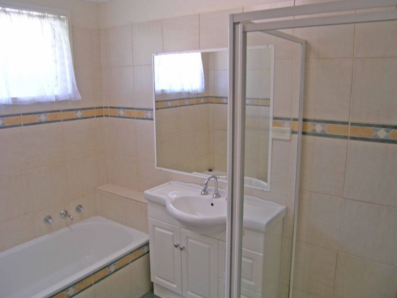 1 Barellan Mews, Berwick VIC 3806