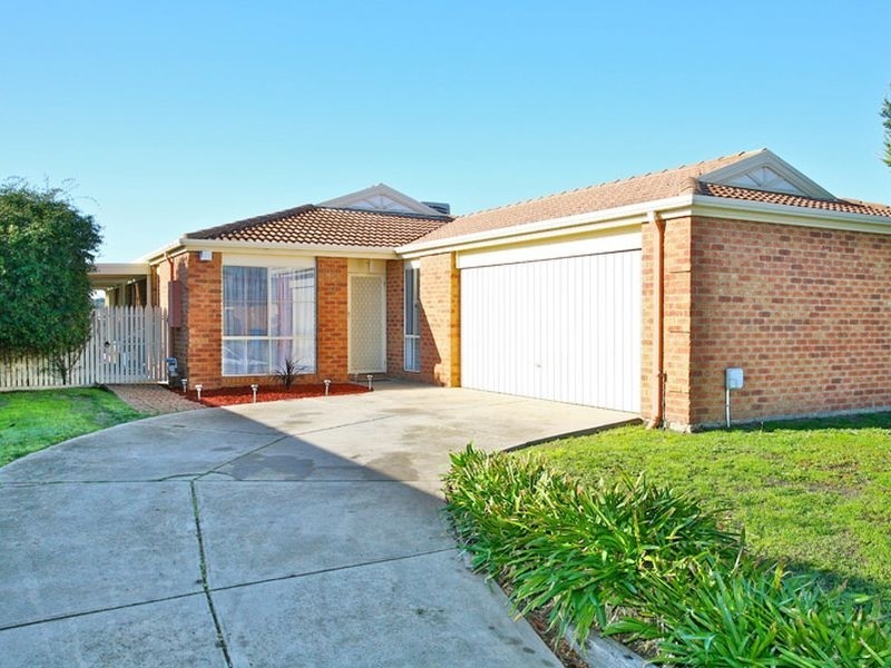 24 Springvalley Way, Narre Warren South VIC 3805