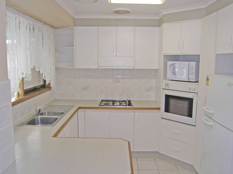 32 Girvan Circuit, Endeavour Hills VIC 3802