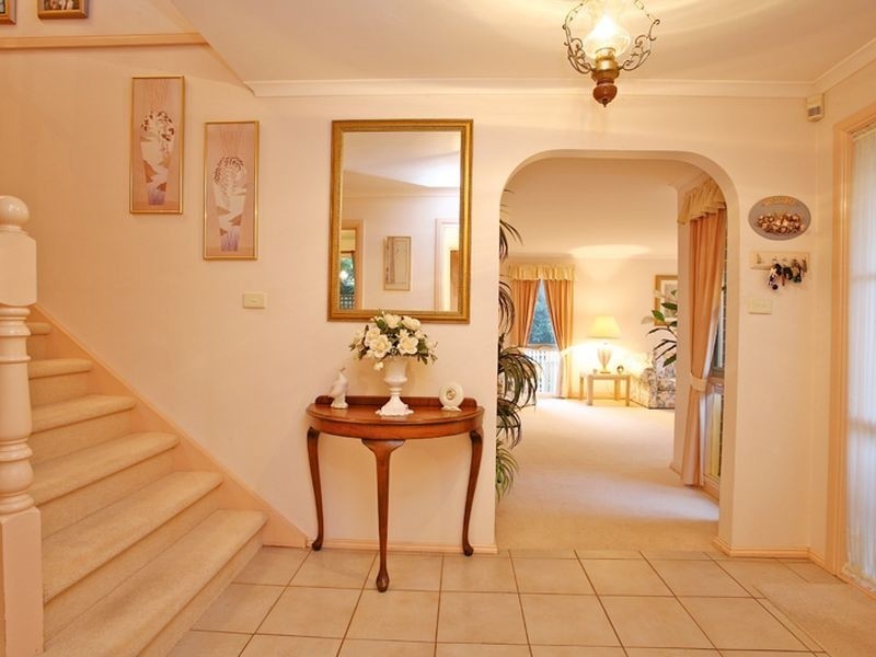 33 Bournevale Drive, Berwick VIC 3806