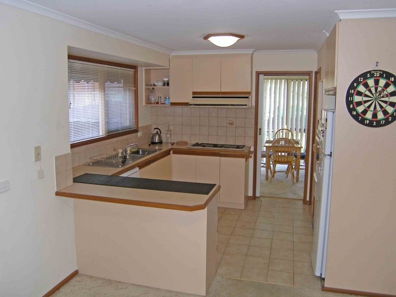 11 Maryn Close, Berwick VIC 3806