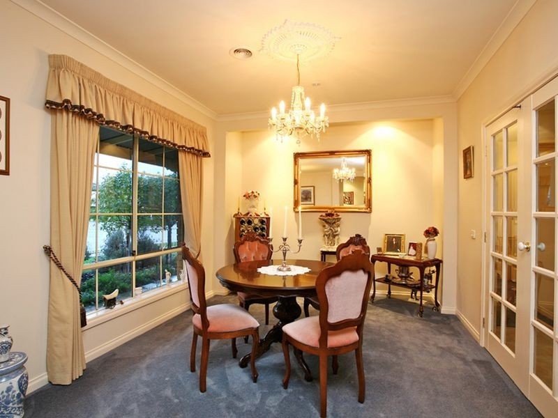 2 Hampton Court, Beaconsfield VIC 3807