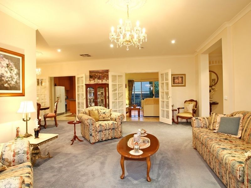 2 Hampton Court, Beaconsfield VIC 3807