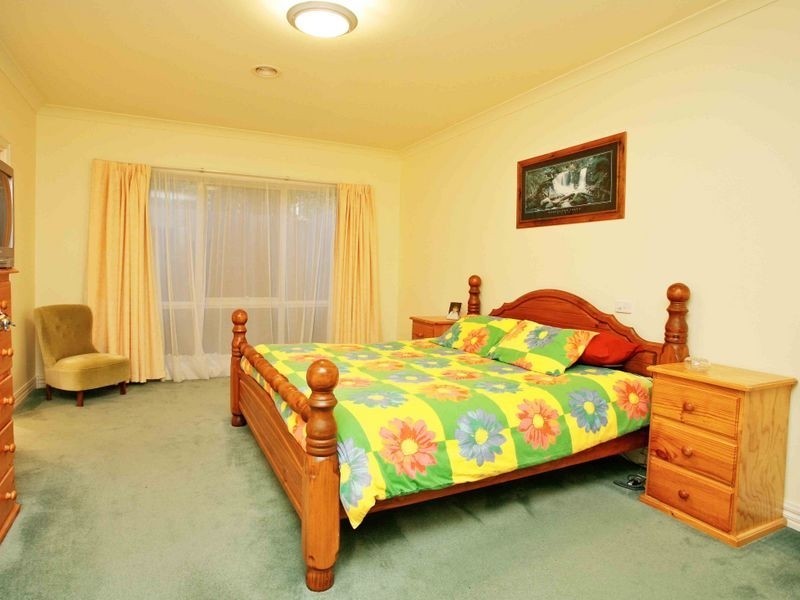 13 Balanka Court, Berwick VIC 3806