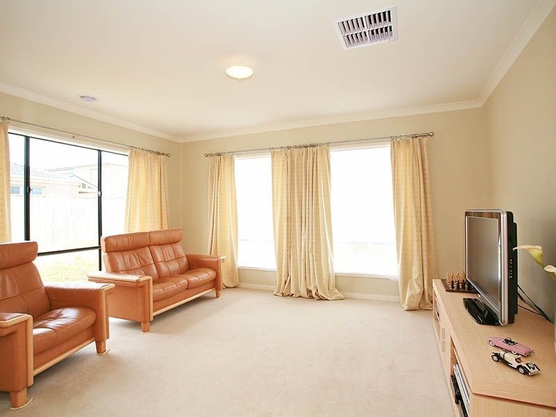 5 Cribb Cove, Narre Warren South VIC 3805