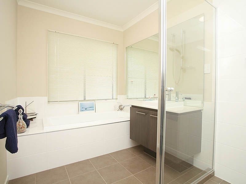 5 Cribb Cove, Narre Warren South VIC 3805