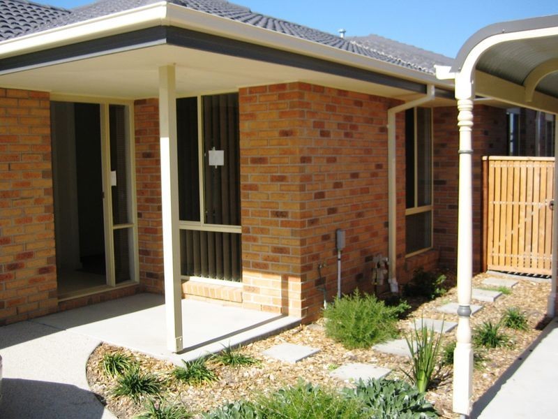 3/23 Farnborough Way, Berwick VIC 3806
