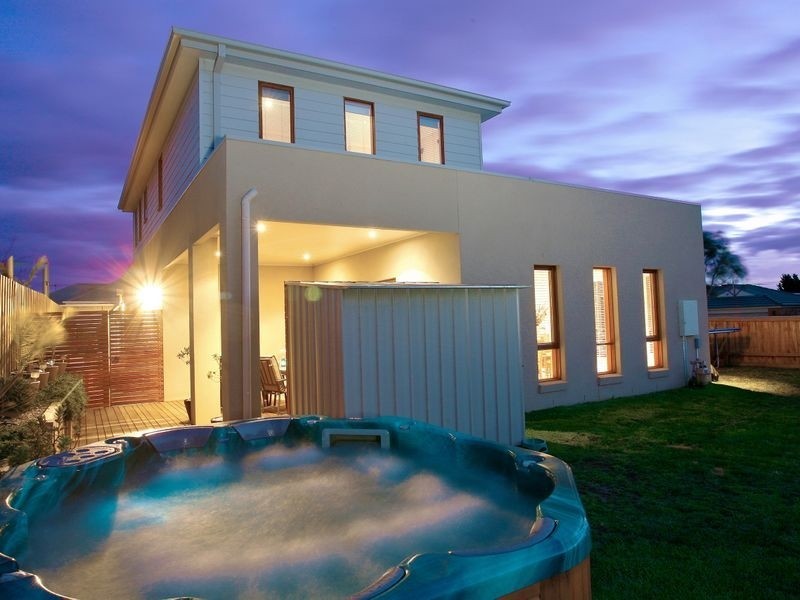 7 Brookfield Court, Berwick VIC 3806