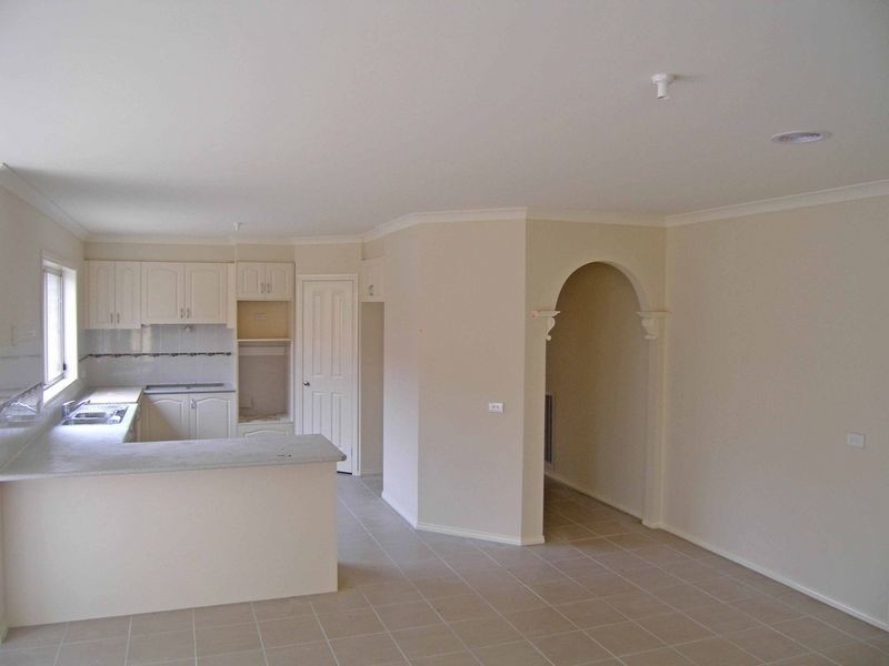 728/47 Thunderbolt Drive, Cranbourne East VIC 3977