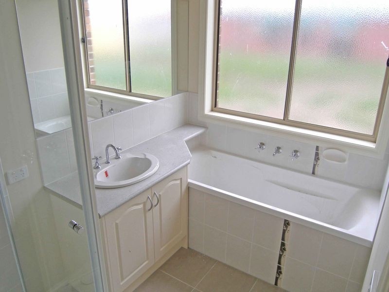 728/47 Thunderbolt Drive, Cranbourne East VIC 3977