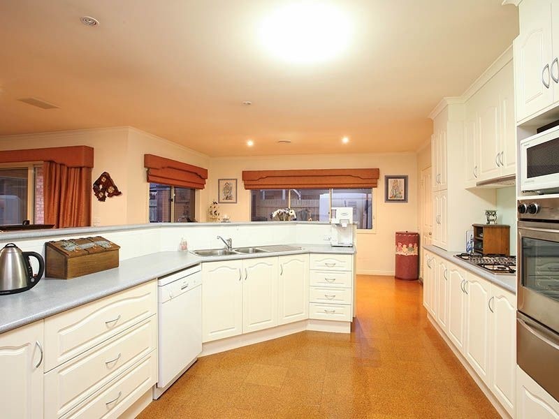 57 Tuileries Rise, Narre Warren South VIC 3805