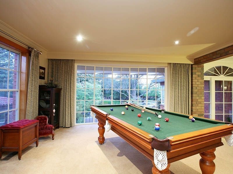 18 Shute Avenue, Berwick VIC 3806