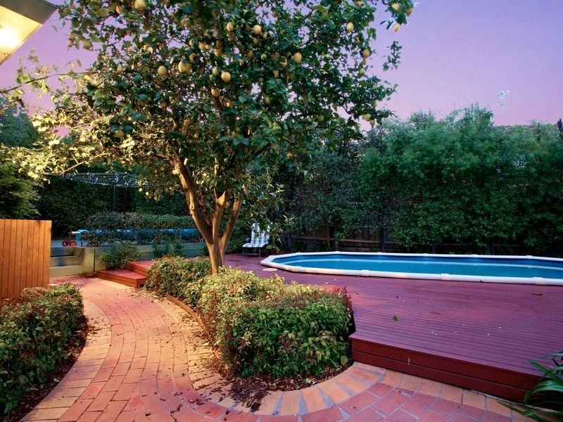 18 Shute Avenue, Berwick VIC 3806