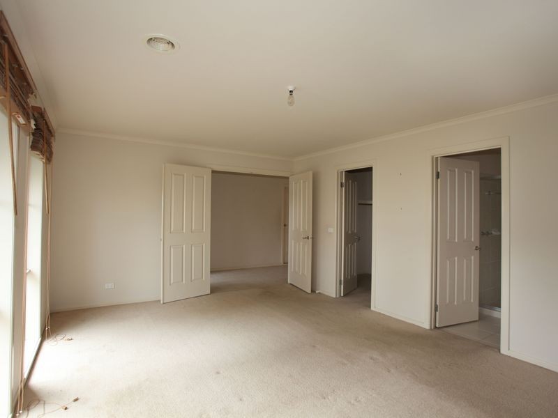 14 Wearingford Avenue, Narre Warren South VIC 3805