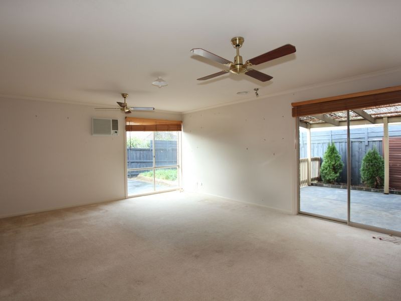 14 Wearingford Avenue, Narre Warren South VIC 3805