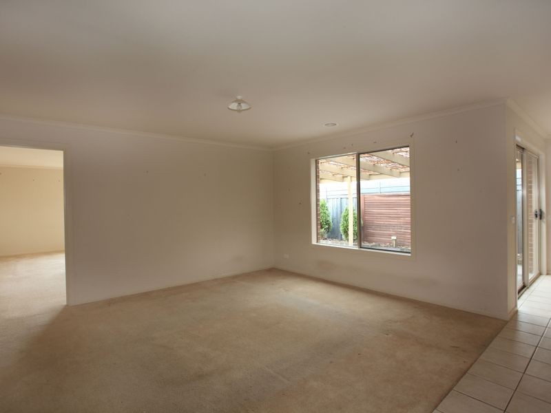 14 Wearingford Avenue, Narre Warren South VIC 3805