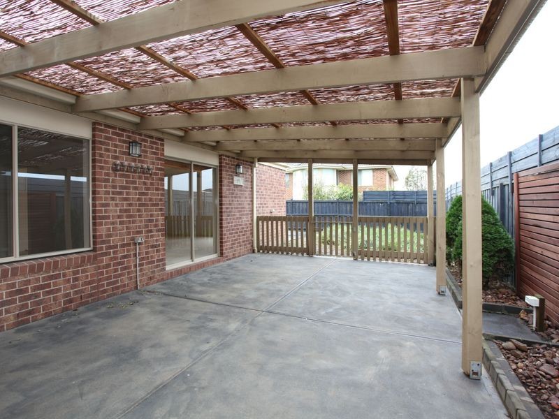 14 Wearingford Avenue, Narre Warren South VIC 3805