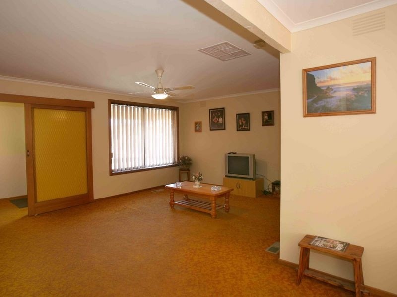 4 Lyle Avenue, Beaconsfield VIC 3807