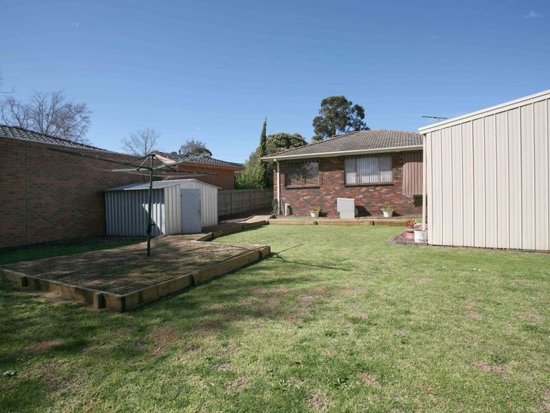 4 Lyle Avenue, Beaconsfield VIC 3807