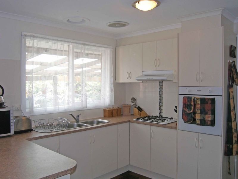 11 Gibson Street, Hallam VIC 3803